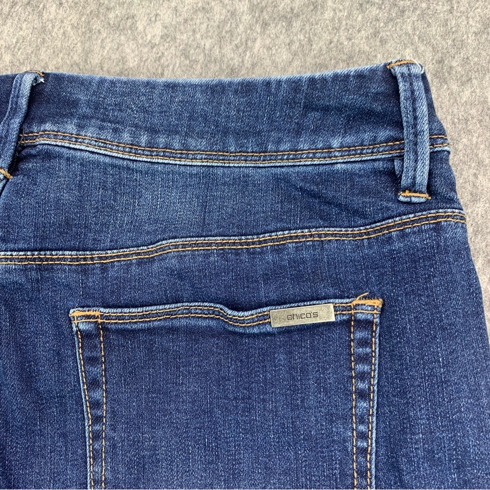 Chicos So Slimming Slim Crop Leg Jeans Women's Medium Wash Denim - Size 6 (0.5) - Picture 6 of 14